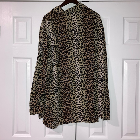 Blouses.com Women’s Leopard Print Long Sleeve Blouse Mother of Pearl Buttons 24W - Picture 7 of 7